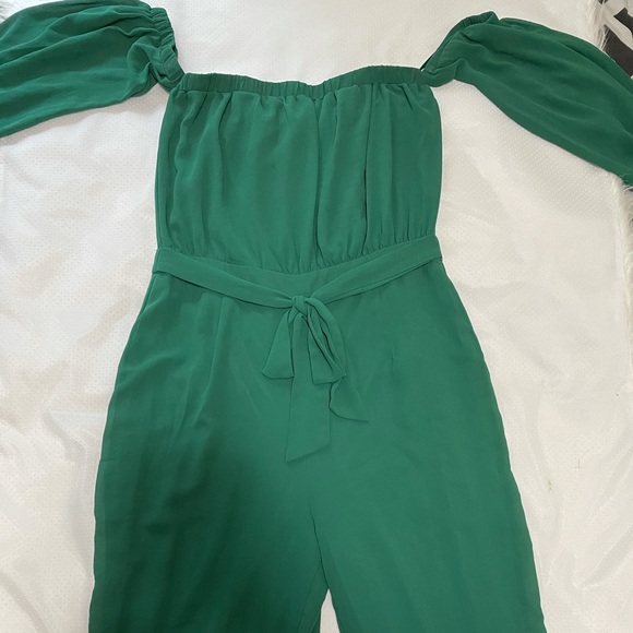 Off the shoulder Jumpsuit - Picture 1 of 5